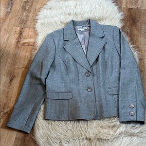 Pendleton Light Gray Women's Suit Jacket